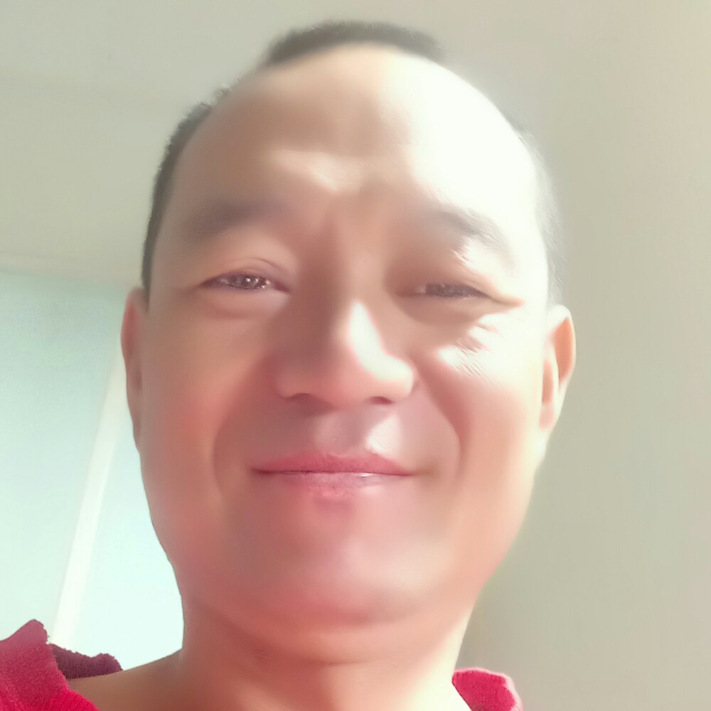 沙漠绿洲一帆风顺的照片