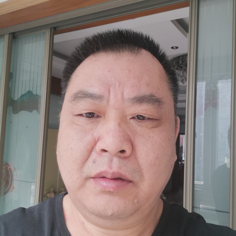 王为明的照片