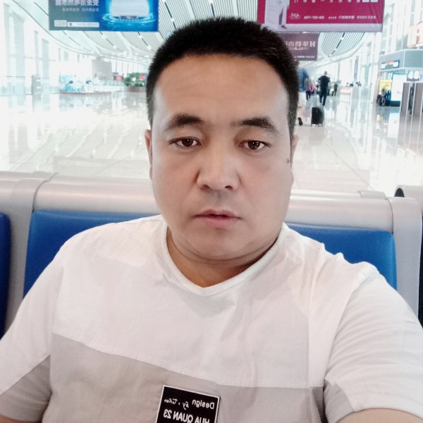 眼睛等待聪明的照片