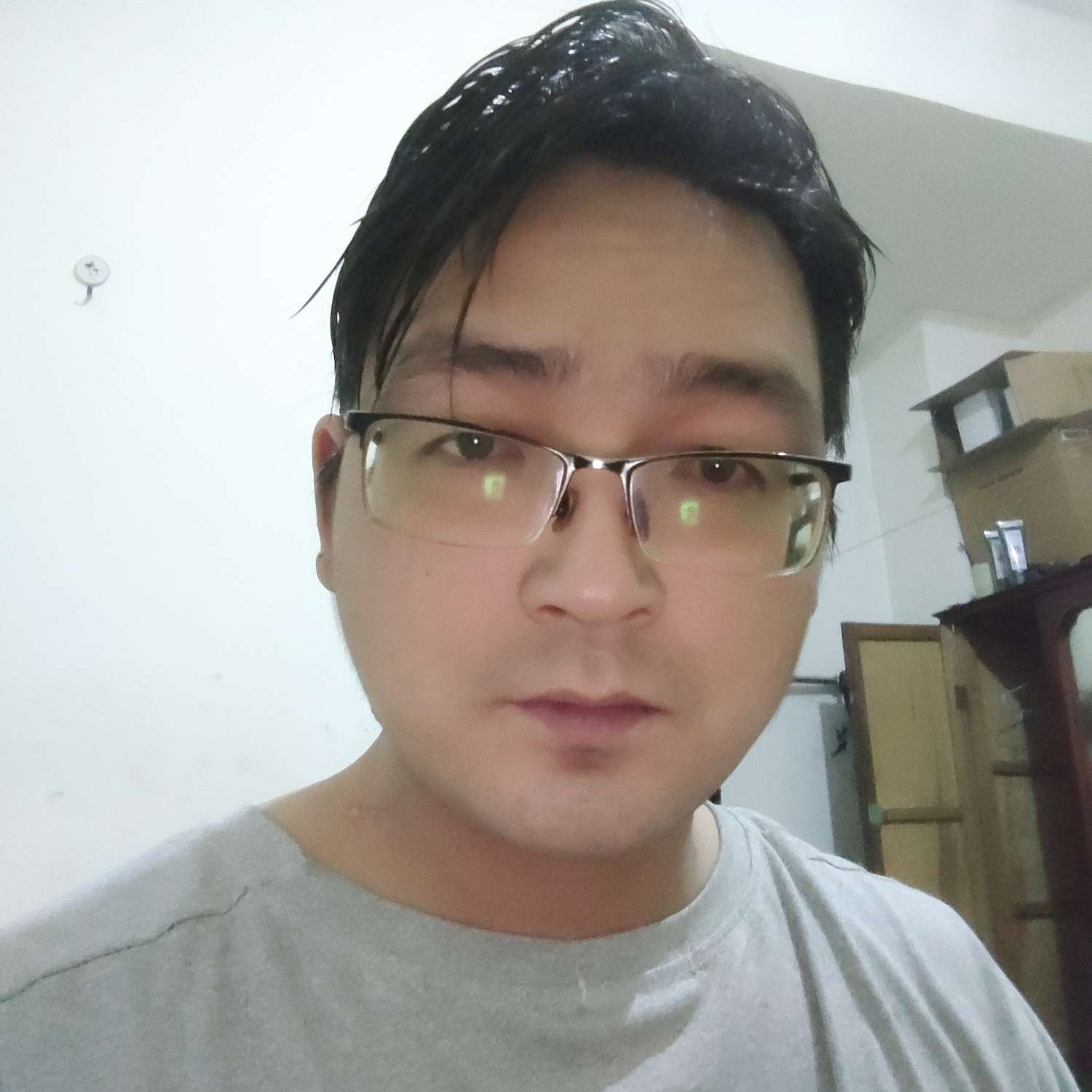 坦率演变寒风的照片