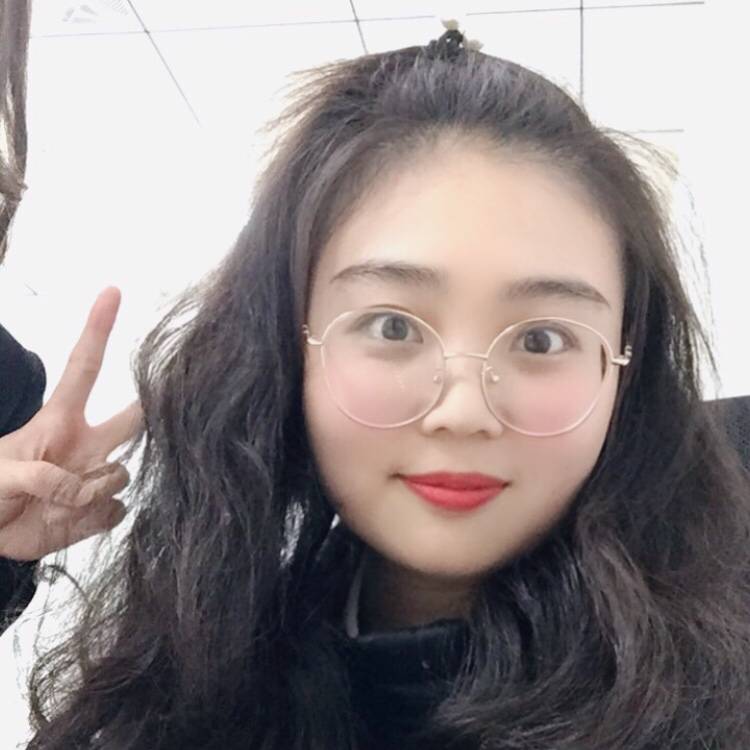 健壮拿紫菜的照片