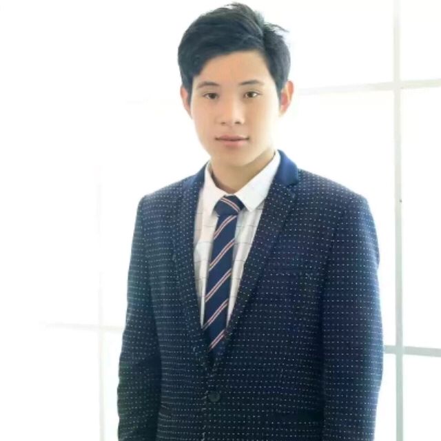 余音笑无情的照片