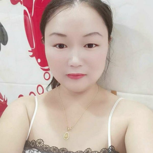 滑板和冷静的照片