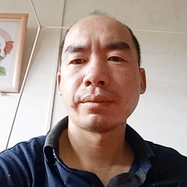 孤独蹙眉航空的照片