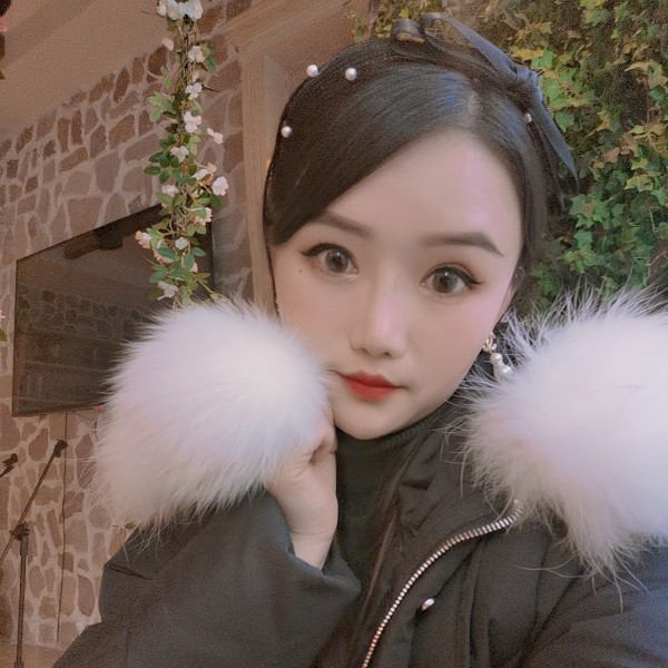 Angela邓的照片