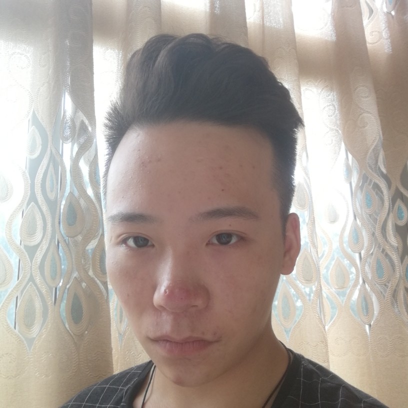 鋼鉄直男的照片