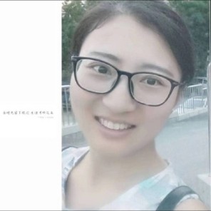 蓝色的天空00的照片