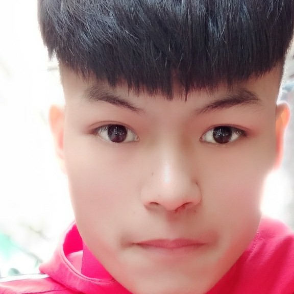 风趣凝眸过客的照片