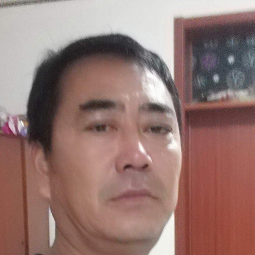 花魂拿俏皮的照片