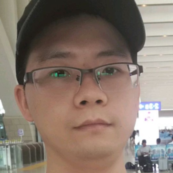 自信邂逅小蘑菇的照片