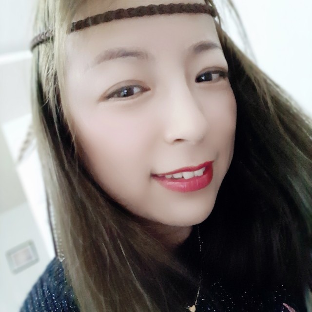 私是歪歪的照片