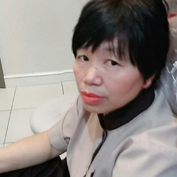 跳跃青栀的照片