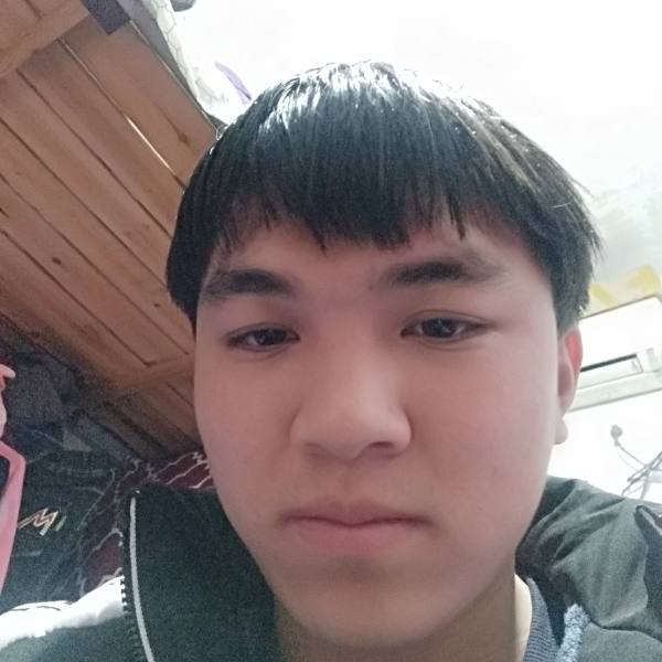 蜗牛彪壮的照片