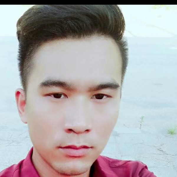 找个最爱的人。的照片