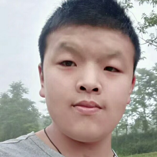 02年憨憨的照片