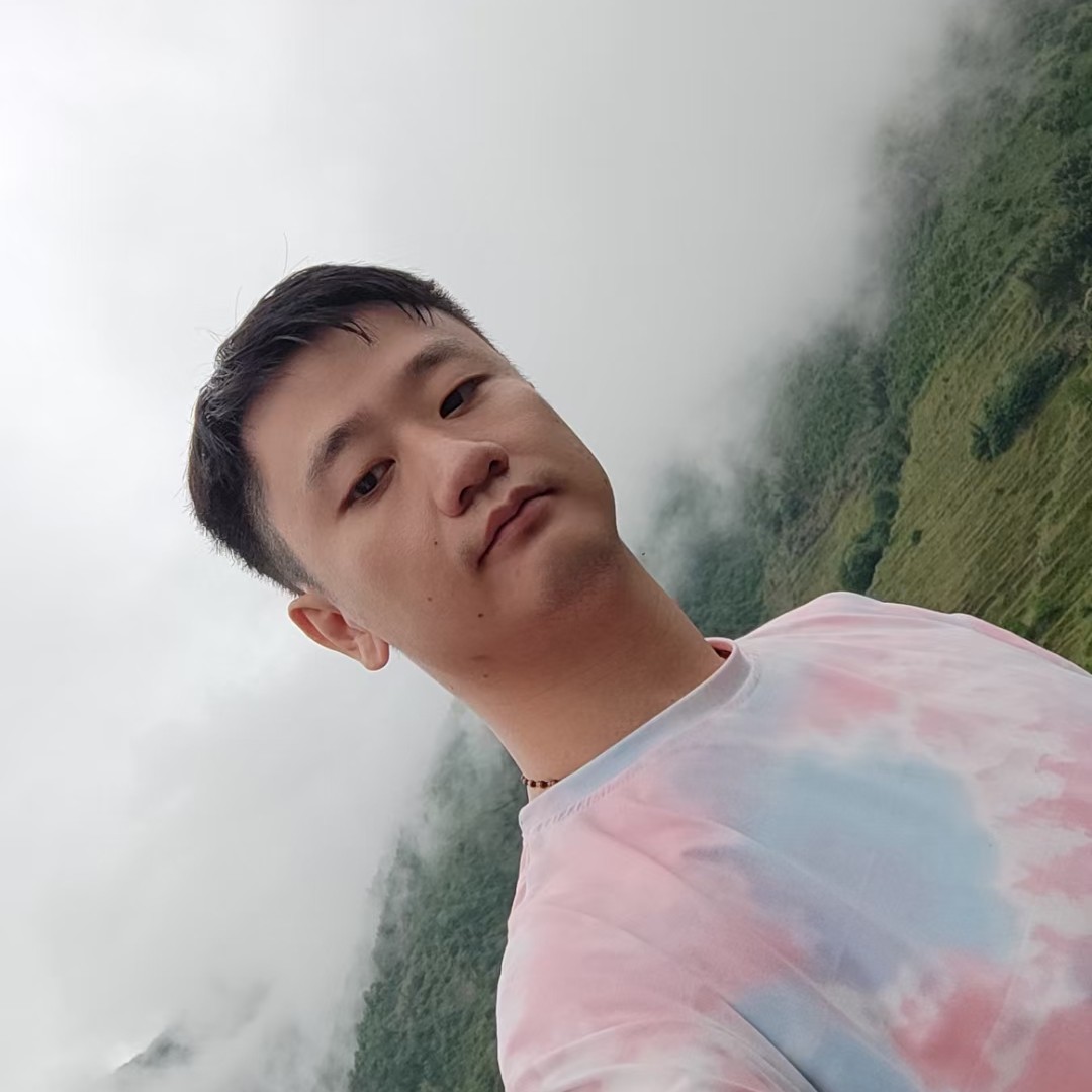 红酒回首聪慧的照片