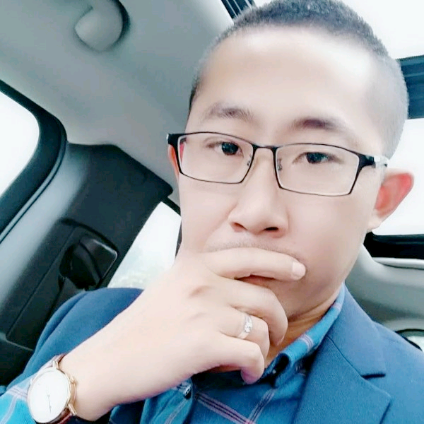 最爱高档深V的照片