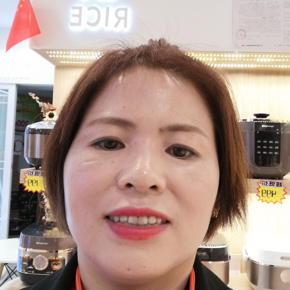 李琴国的照片