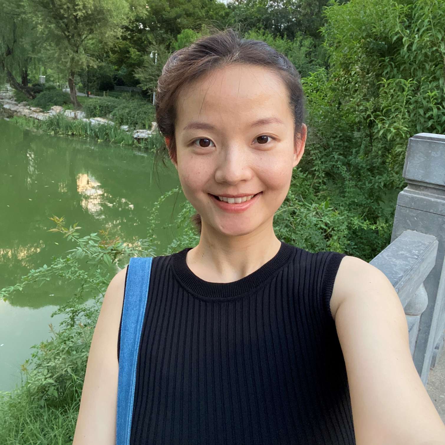 安多利亚萌妮子的照片