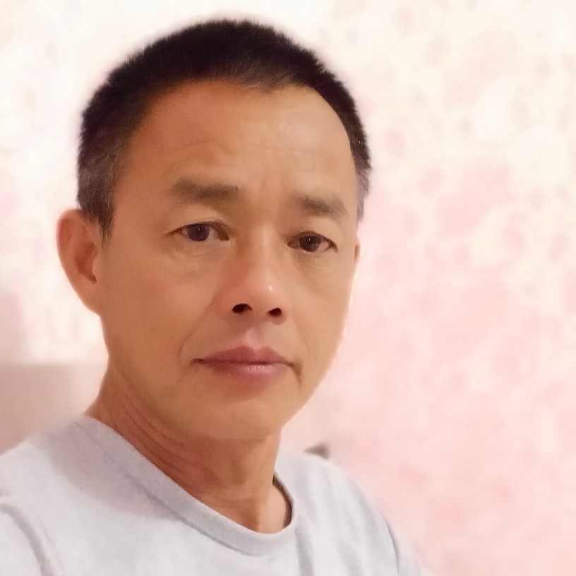 龙填的照片