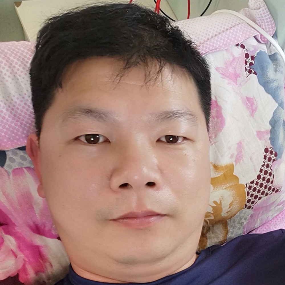 期待勤奋的照片