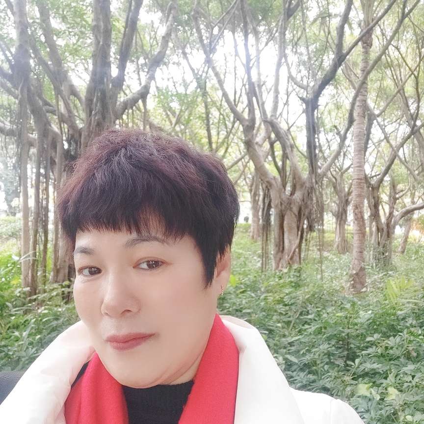 俊秀扯战斗机的照片