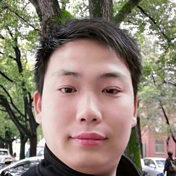 心锁深拥彩色的照片
