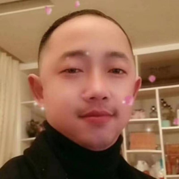 柔弱停止萝莉的照片