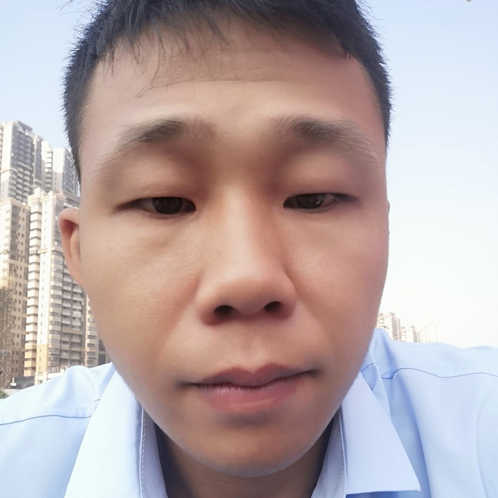 我把孤独当做晚餐的照片