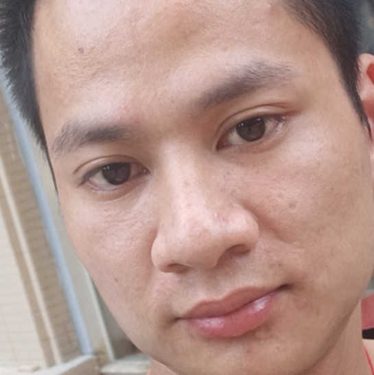 逆境中求生的照片