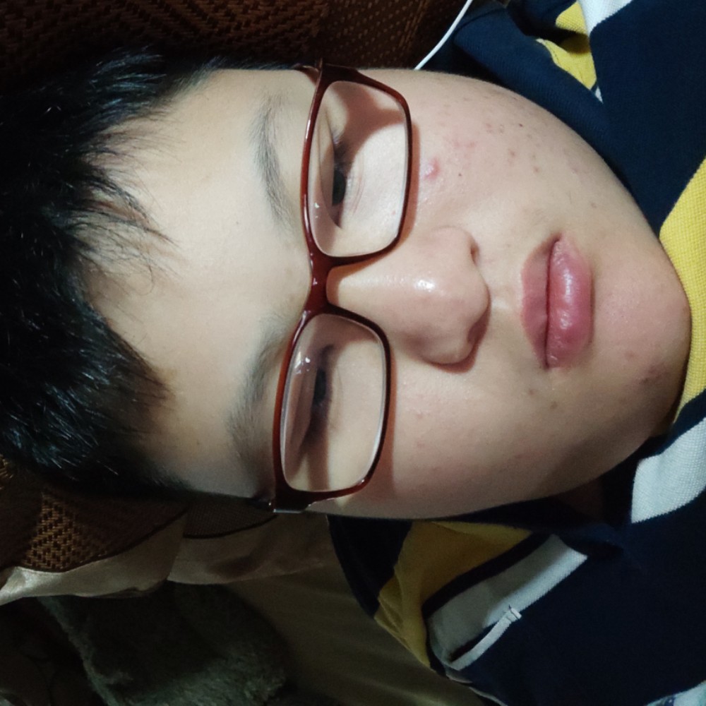 樱桃拿温柔的照片