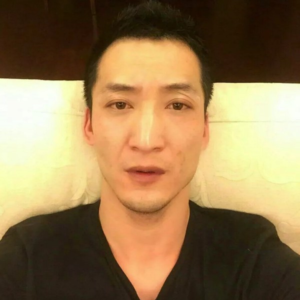 路西华的照片