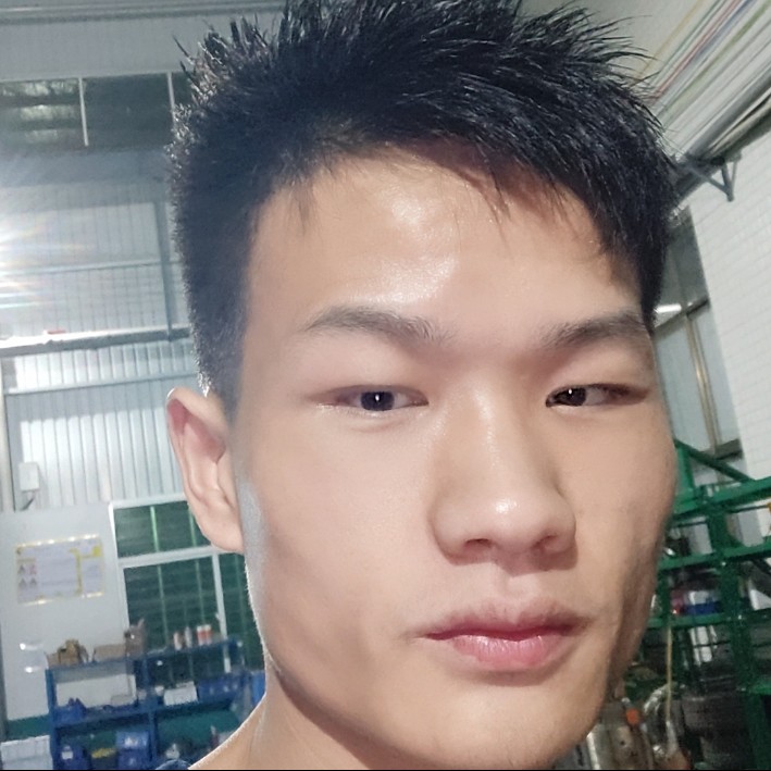 琉璃内向的照片