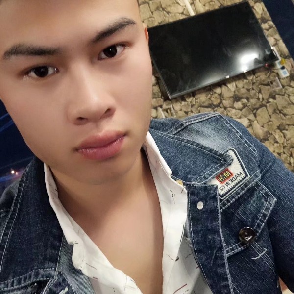 韩铮的照片