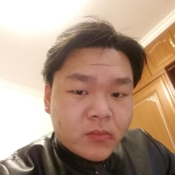 眼睛说坚定的照片