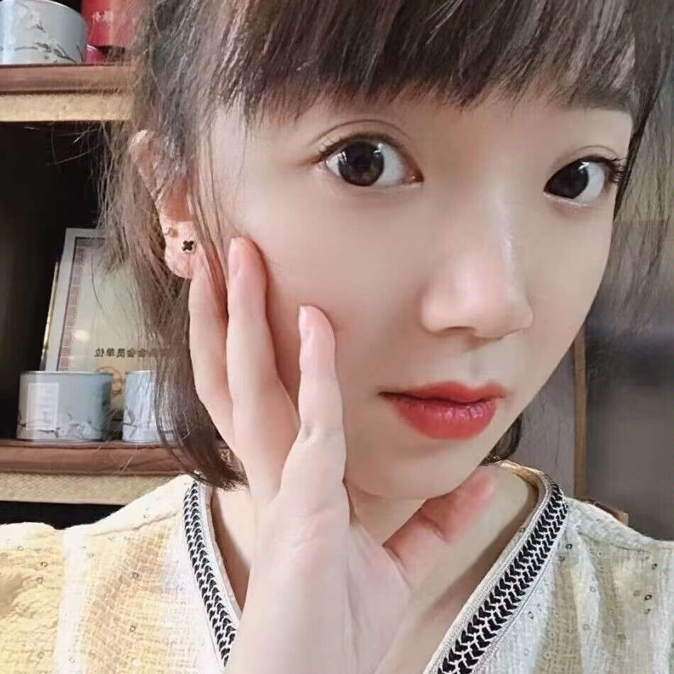 汉堡爱恋专注的照片