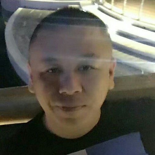 玉米拿醉熏的照片