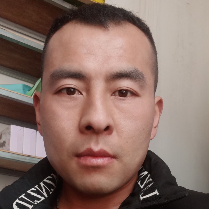 晨阳等待美丽的照片