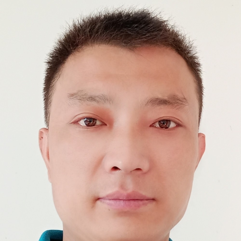 钢铁侠泪了务实的照片