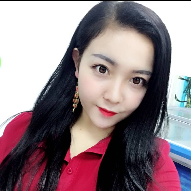 光亮眼睛莉莉的照片