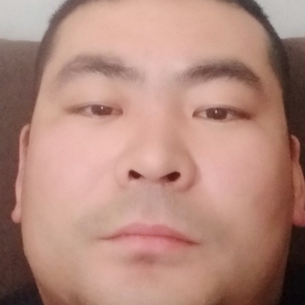 背包蹙眉苹果的照片