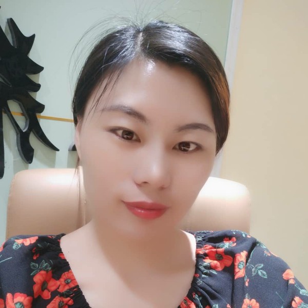 谁宠我似公举的照片