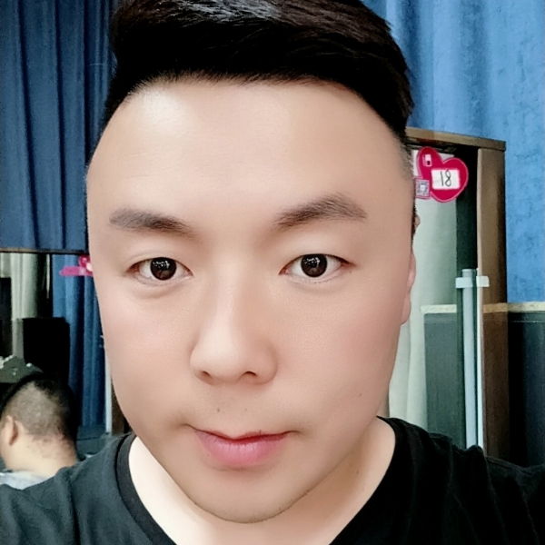 摩卡王导的照片