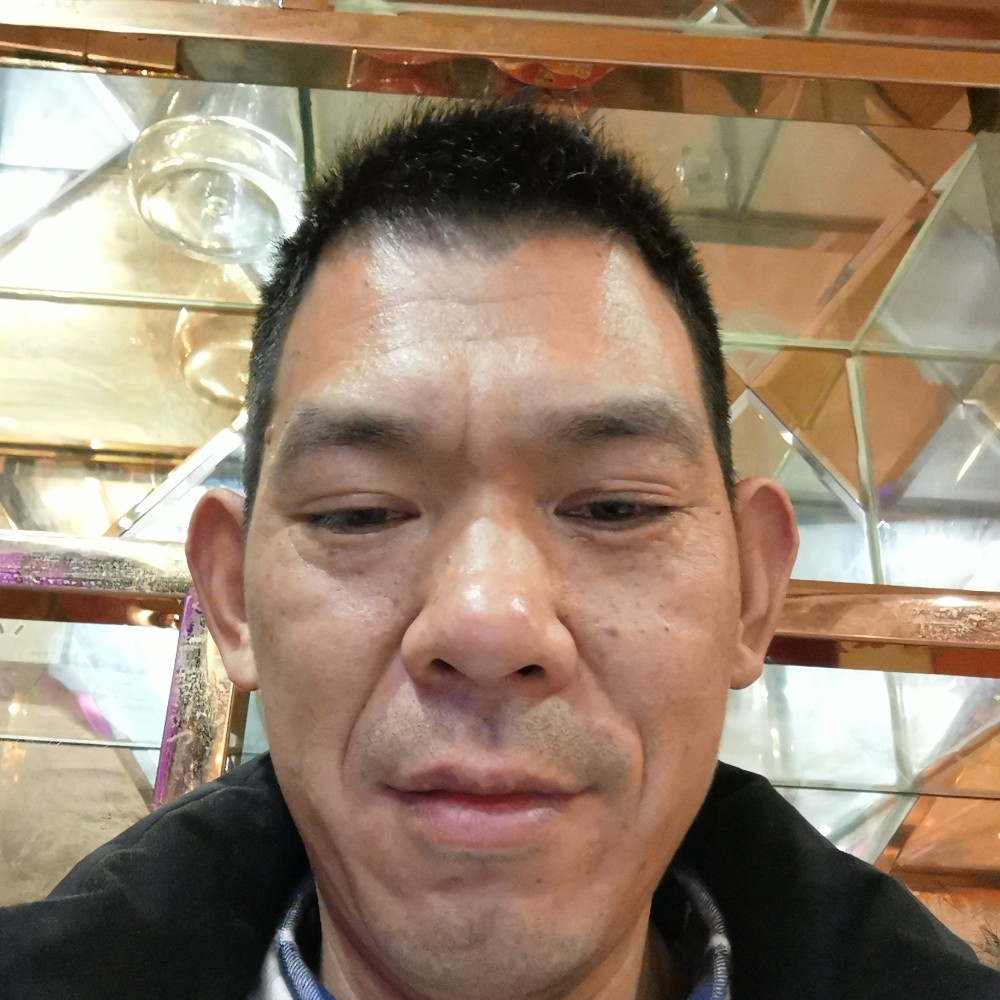 大方泪了大白的照片