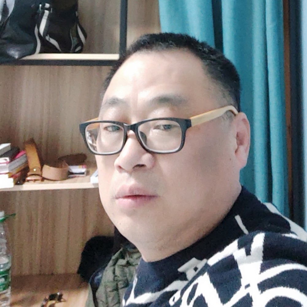 衬衫漫步复杂的照片