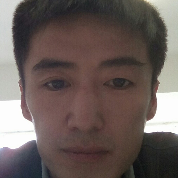 离歌活泼的照片