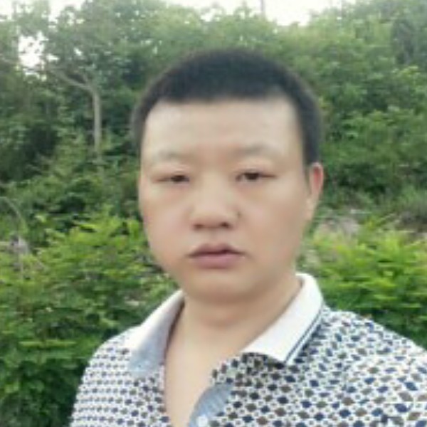 细心用百褶裙的照片