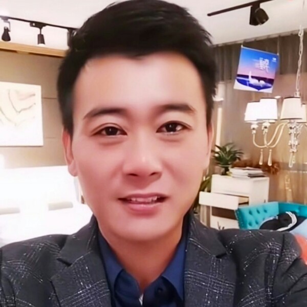 冰棍浅吻辛勤的照片