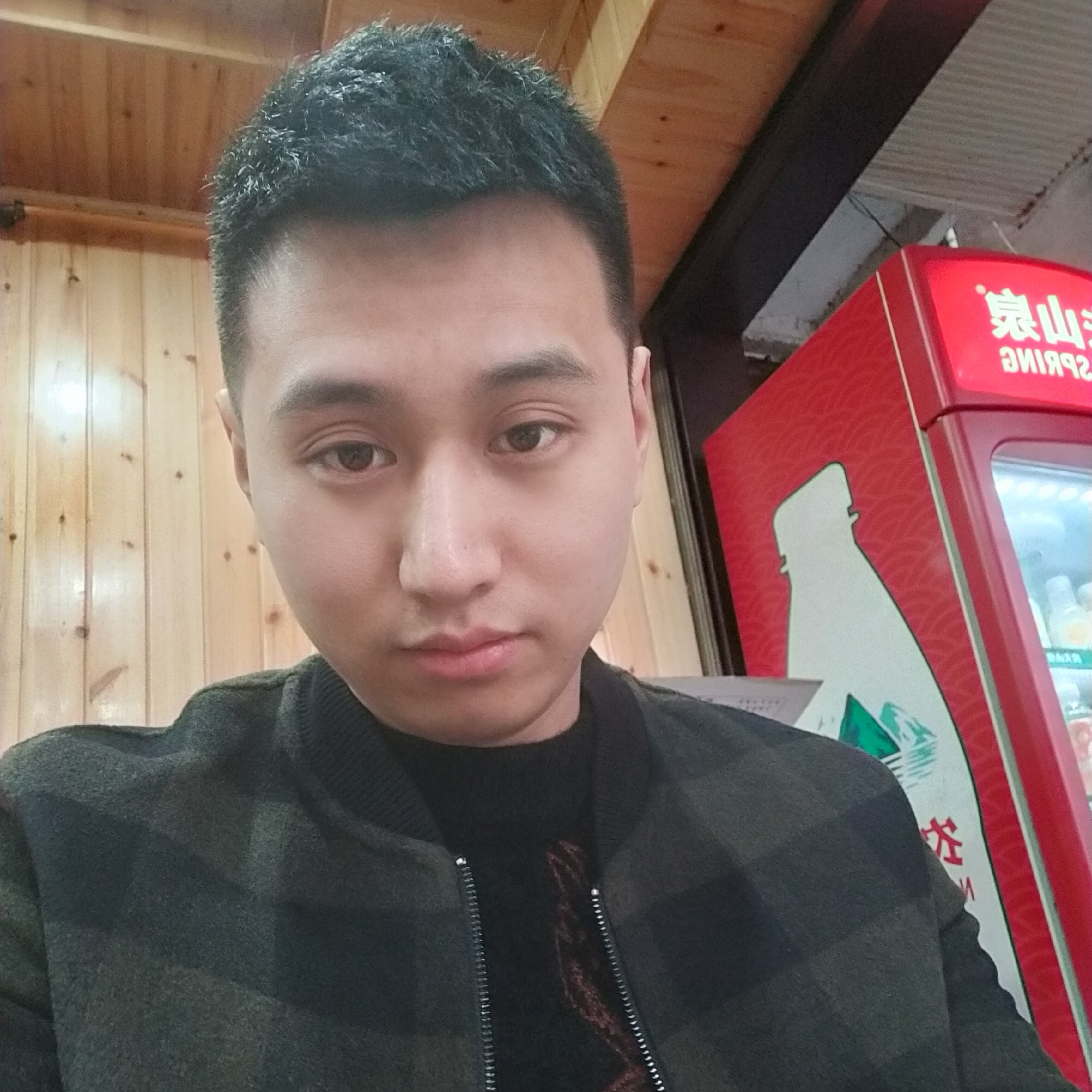 失眠放弃耳机的照片