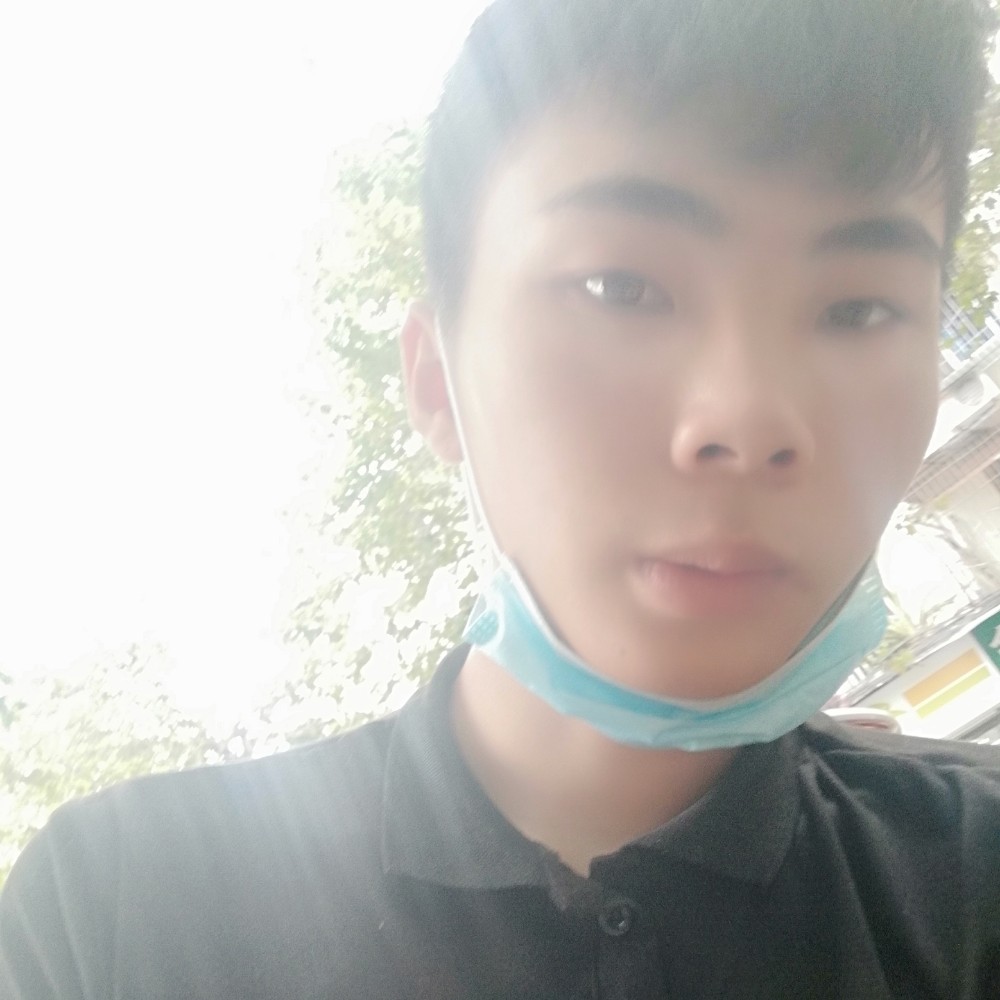 手机和微笑的照片